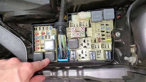 2009 Ford Focus relay locations